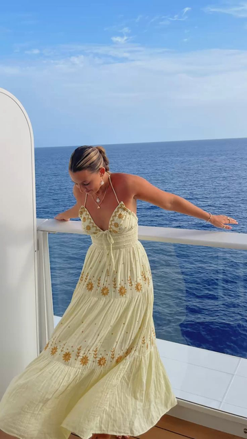 2025 New A Line Spaghetti Strap Embroidered Light Yellow Satin Prom Dress Outfits HZ1023